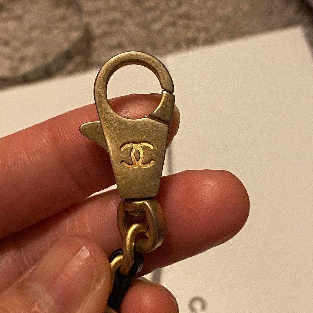 🌸 SOLD AUTHENTIC COCO TOP HANDLE🌸 - Picture 11 of 16